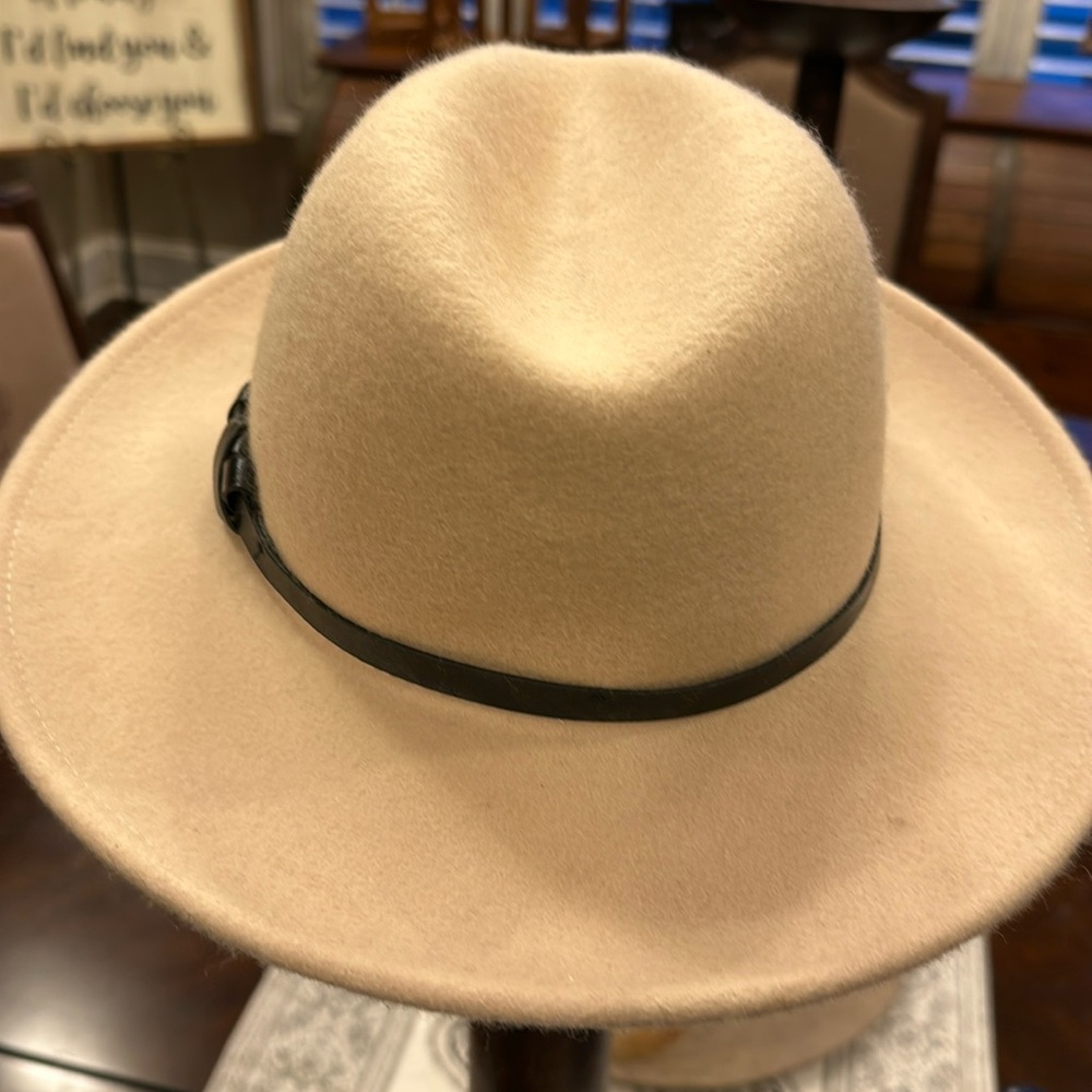 Wool Hat Altar’d State